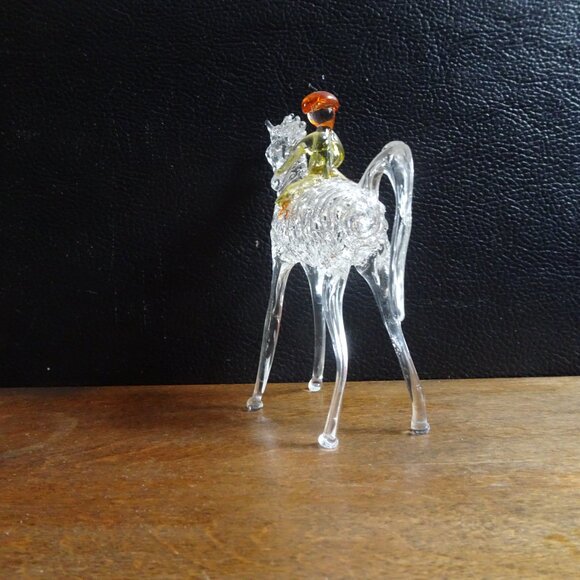 Vintage glass horse and jockey - Picture 10 of 15